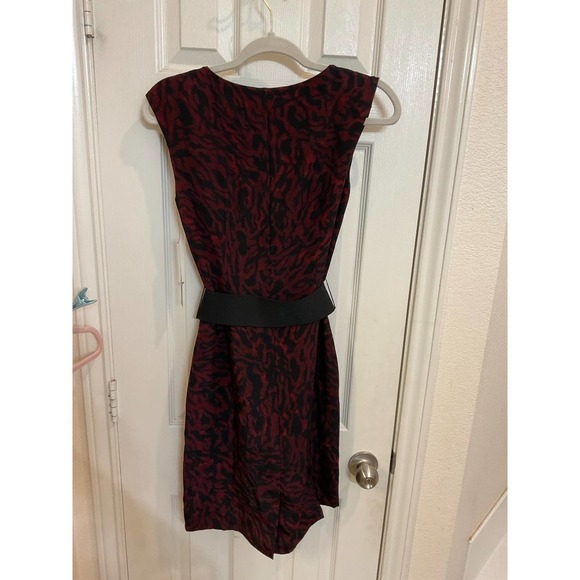 BEAUTIFUL dress from Bloomingdale’s - Picture 3 of 5